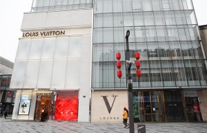 论接地气 Louis Vuitton 与 Dior谁更胜一筹