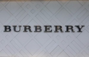Burberry联合腾讯 将于7月底在深圳推出社交零售精品店