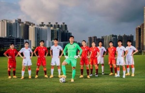 耐克携手香港足总 推出中国香港队全新主客场球衣